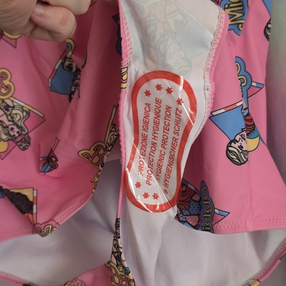 Cakeworthy Barbie Pink California Dream Swimsuit Size 4X - Picture 8 of 10